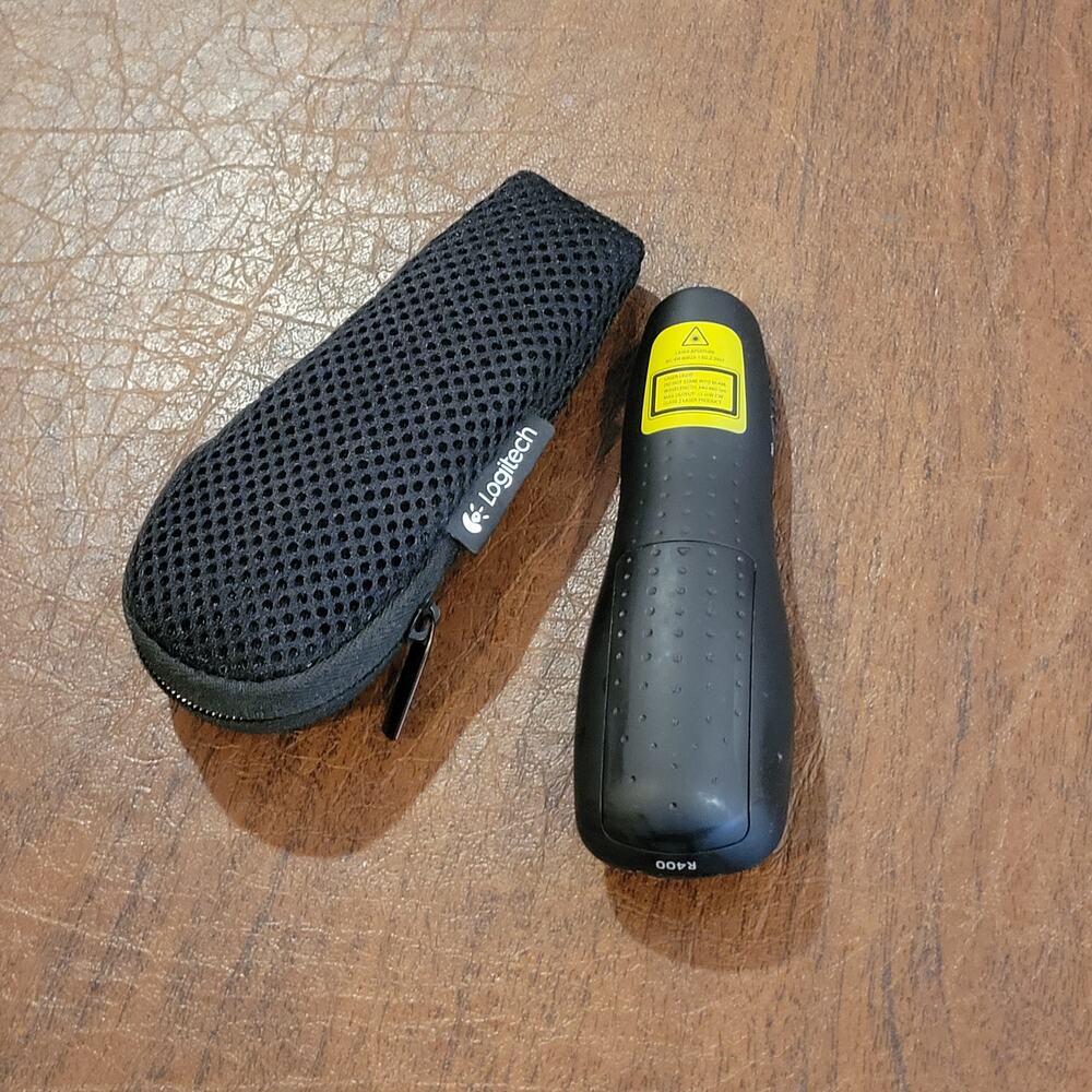 Logitech R400 Remote Wireless Presenter Laser Pointer - Picture 16 of 16